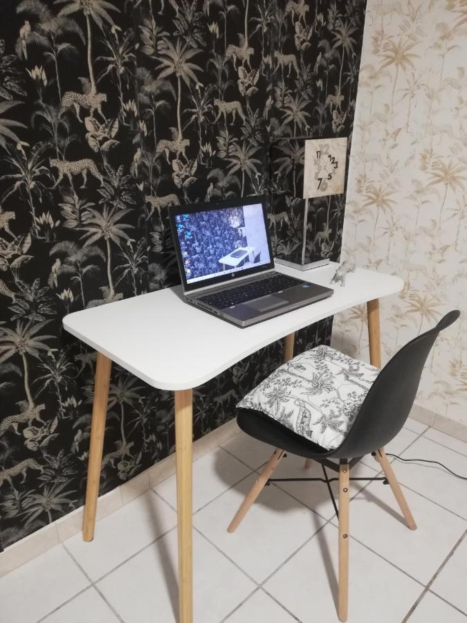 Zahra Dor Apartment Plombieres-les-Dijon Bagian luar foto